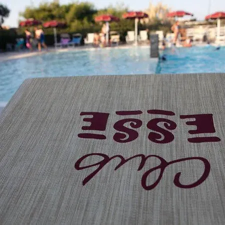 Club Esse Sporting Hotel 4*